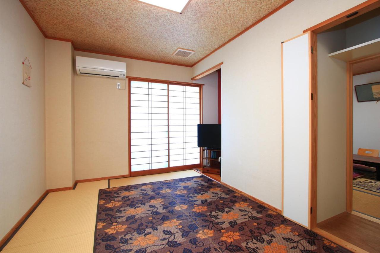 Ryokan Kinsui Kurume Rom bilde